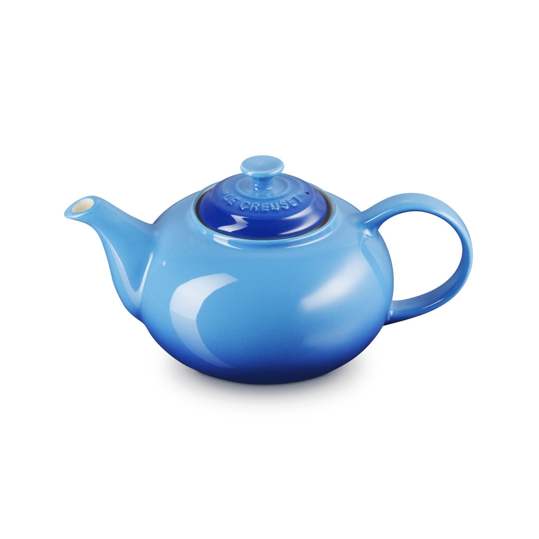 Le Creuset 1.3L Classic Teapot Azure 1,300ml
